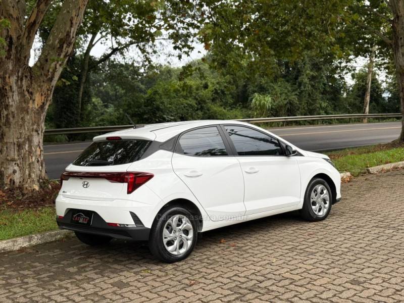 HYUNDAI - HB20 - 2024/2025 - Branca - R$ 74.900,00