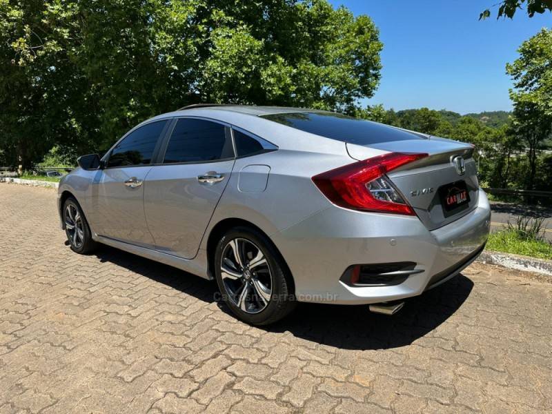 HONDA - CIVIC - 2017/2018 - Cinza - R$ 129.900,00