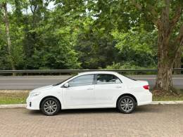 TOYOTA - COROLLA - 2012/2013 - Branca - R$ 75.900,00