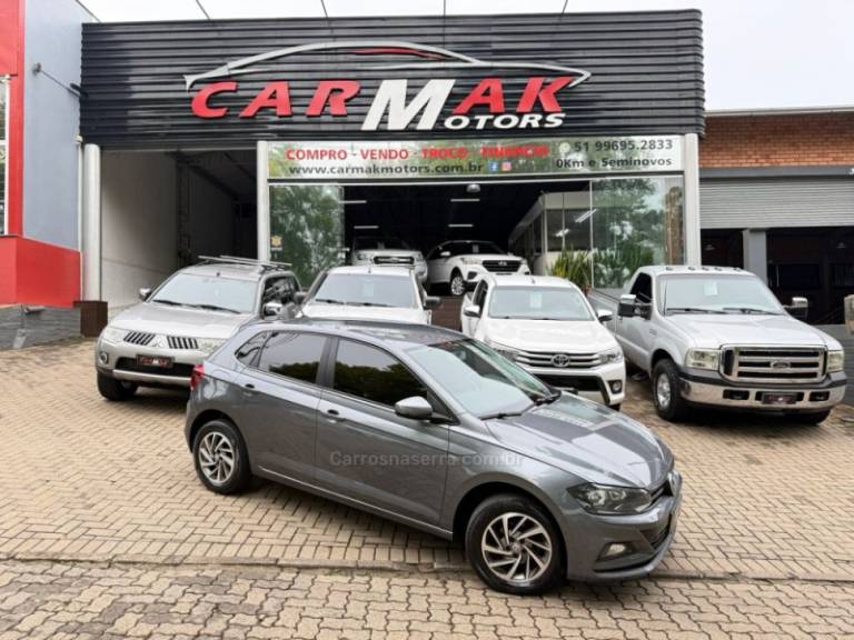 VOLKSWAGEN - POLO - 2019/2020 - Cinza - R$ 69.900,00