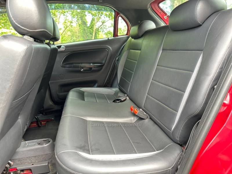 VOLKSWAGEN - GOL - 2012/2012 - Vermelha - R$ 39.900,00