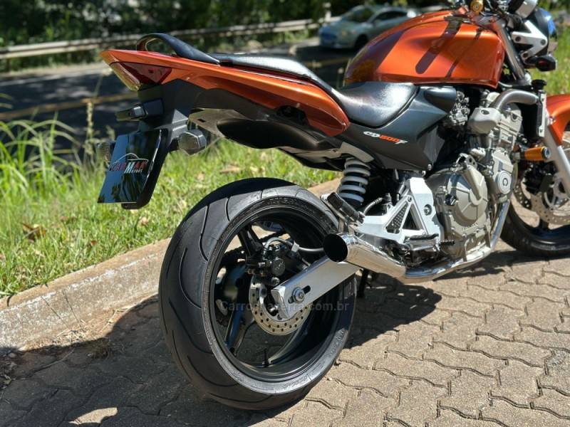 HONDA - CB 600F - 2007/2007 - Laranja - R$ 34.900,00