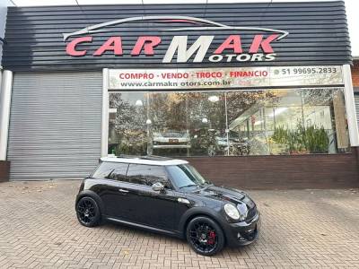 MINI - COOPER - 2013/2013 - Preta - R$ 75.900,00