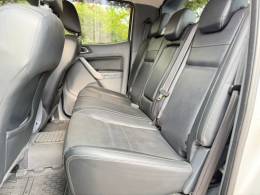 FORD - RANGER - 2017/2017 - Prata - R$ 125.900,00