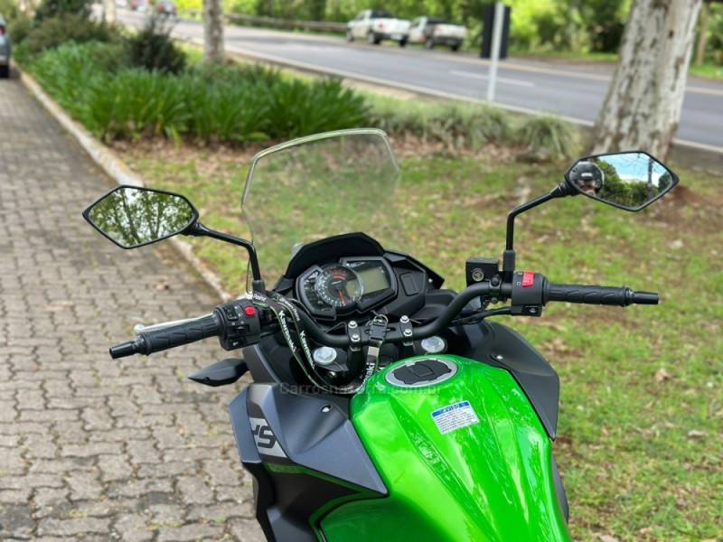 KAWASAKI - VERSYS 300 - 2024/2024 - Verde - R$ 36.900,00