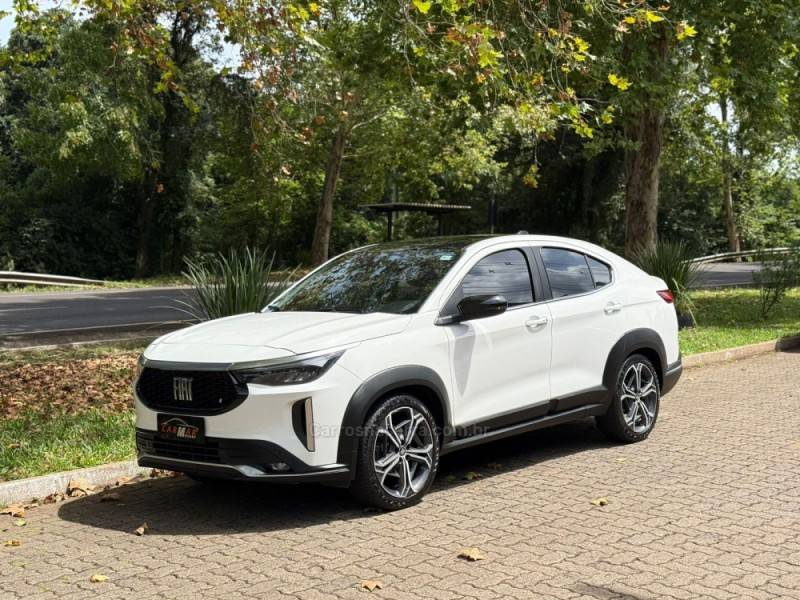 FIAT - FASTBACK - 2023/2023 - Branca - R$ 115.900,00