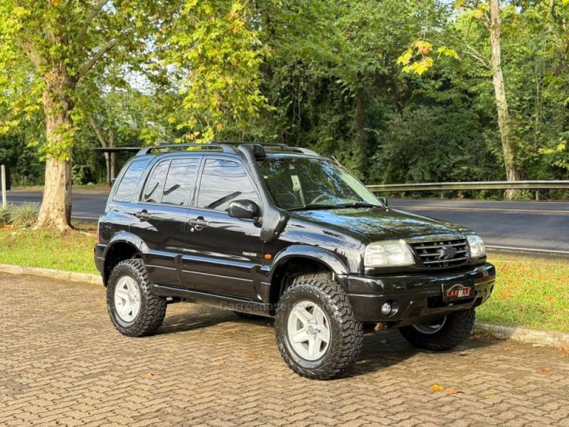 CHEVROLET - TRACKER - 2008/2008 - Preta - R$ 58.900,00