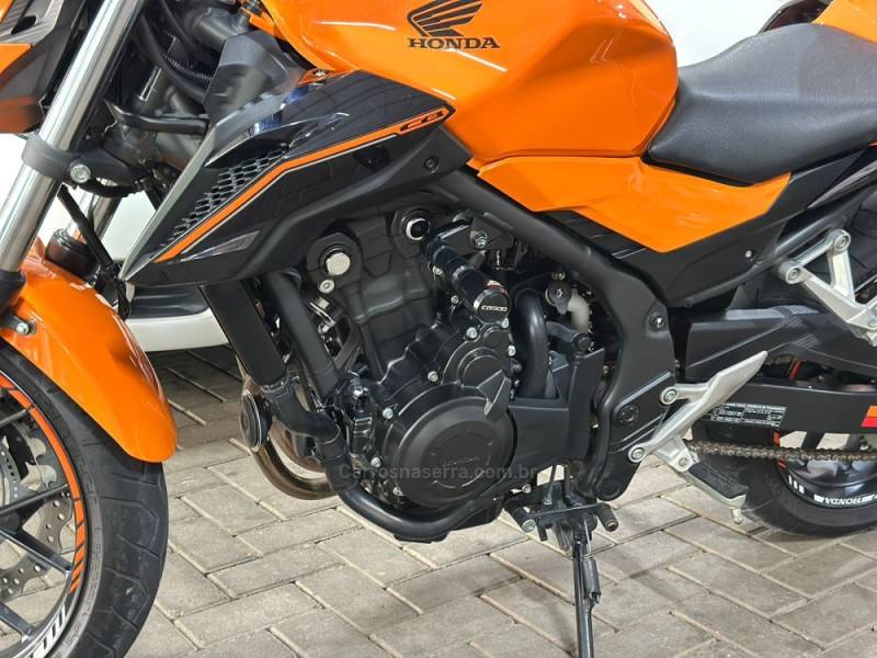 HONDA - CB 500F - 2019/2019 - Laranja - R$ 33.900.000,00