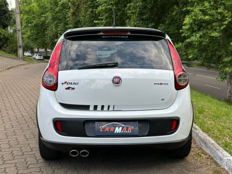 FIAT - PALIO - 2015/2015 - Branca - R$ 45.900,00