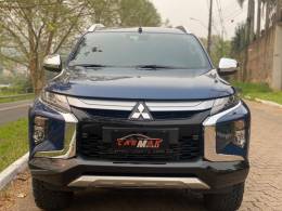 MITSUBISHI - L200 TRITON - 2023/2023 - Azul - R$ 250.000,00