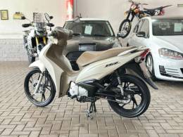 HONDA - BIZ 125 - 2022/2022 - Branca - R$ 15.900,00