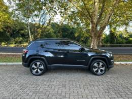 JEEP - COMPASS - 2017/2018 - Preta - R$ 98.900,00
