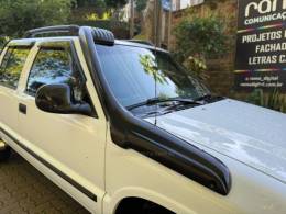 CHEVROLET - S10 - 2000/2000 - Branca - R$ 65.900,00