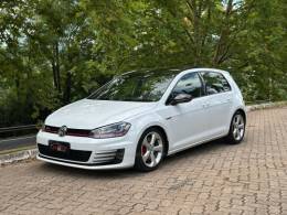 VOLKSWAGEN - GOLF - 2015/2016 - Branca - R$ 145.900,00