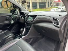 CHEVROLET - TRACKER - 2018/2019 - Branca - R$ 95.900,00