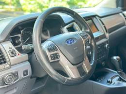 FORD - RANGER - 2016/2017 - Branca - R$ 142.900,00