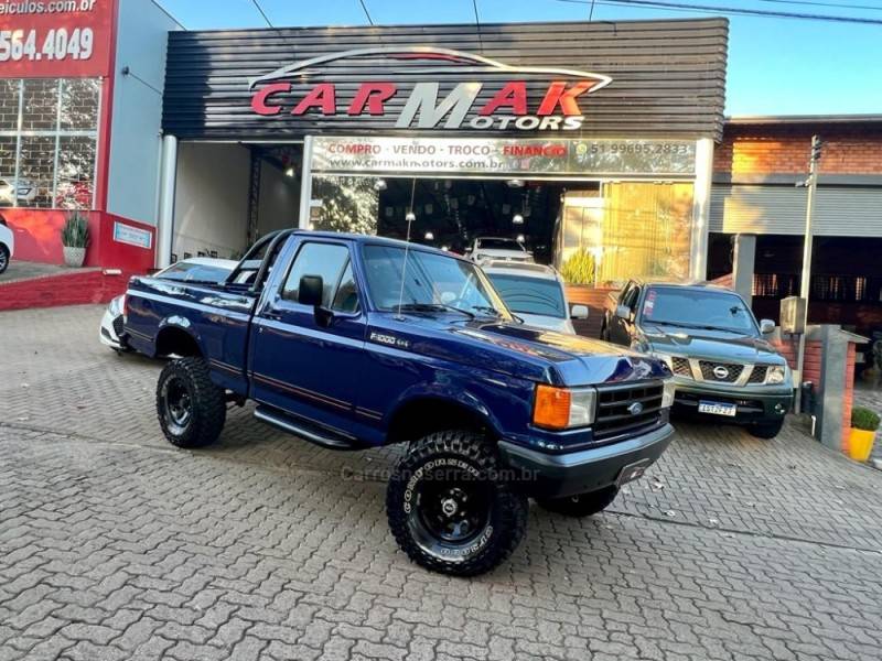 FORD - F-1000 - 1994/1994 - Azul - R$ 138.900,00