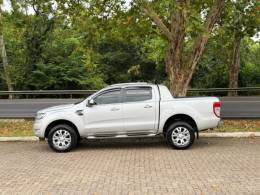 FORD - RANGER - 2017/2017 - Prata - R$ 125.900,00