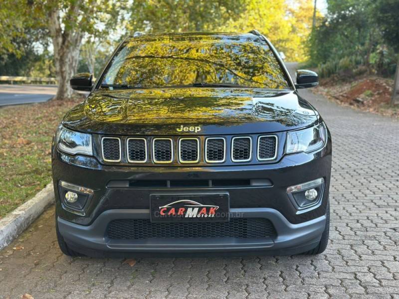 JEEP - COMPASS - 2017/2018 - Preta - R$ 98.900,00
